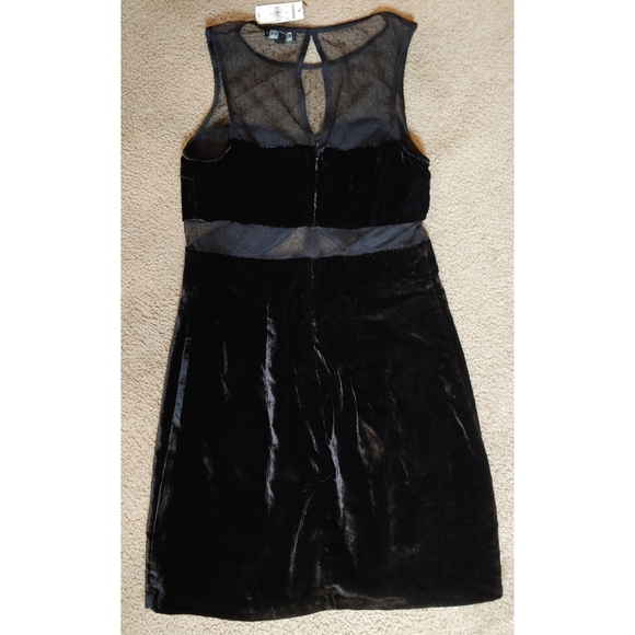 Express Black Velvet & Dobby Mesh Cutout mini dress, size 2 NWT - Picture 3 of 6